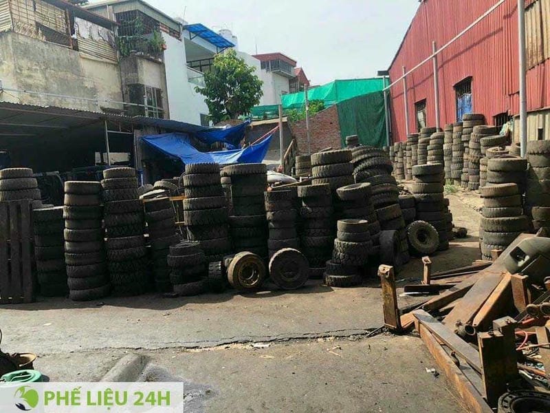 Giá thay đổi theo chi phí vận chuyển, khả năng phân loại, năng lực tái chế